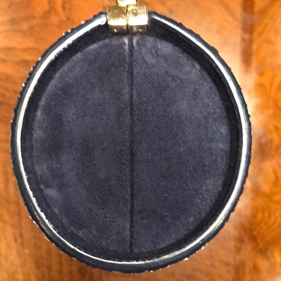 Jimmy Choo Trinket Navy/Silver Clutch - Picture 15 of 16